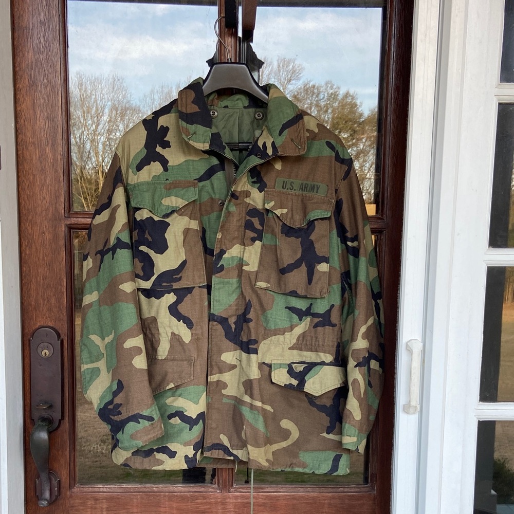 Military US Army Camo Jacket. M